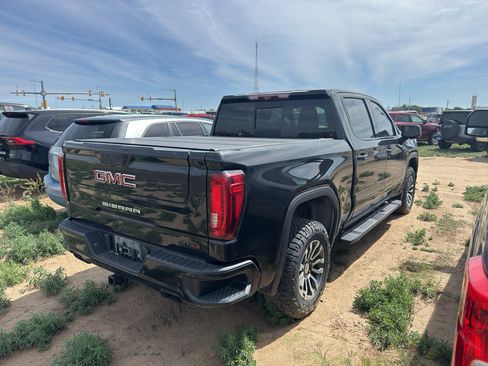 Used 2020 GMC Sierra 1500 AT4 w/ AT4 Premium Package AWD/4WD image 4