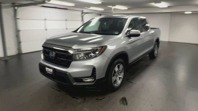 Used 2025 Honda Ridgeline RTL image 4