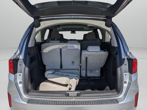 Used 2025 Honda Odyssey EX-L image 11