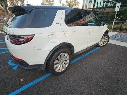 Used 2020 Land Rover Discovery Sport S image 3