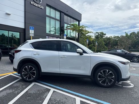 Certified 2023 MAZDA CX-5 AWD 2.5 S w/ Premium Plus Pkg image 4