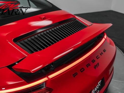 Used 2018 Porsche 911 Carrera image 22