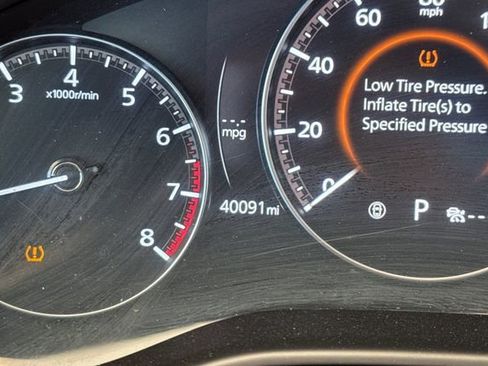 Used 2024 MAZDA CX-50 AWD 2.5 S w/ Premium Package image 38