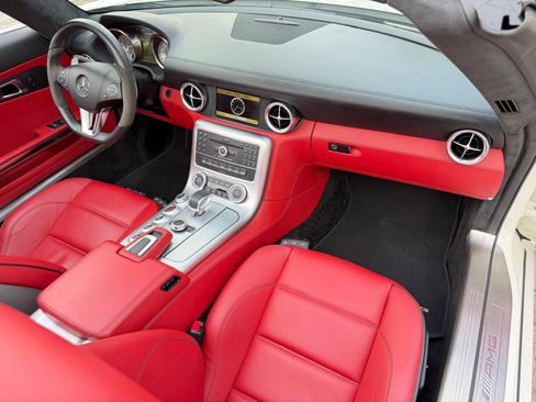 Used 2012 Mercedes-Benz SLS AMG Roadster image 51
