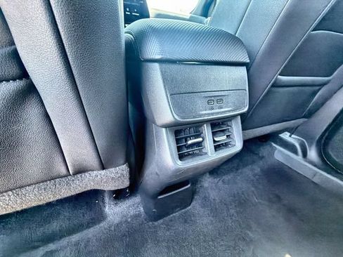 Certified 2025 Chevrolet Equinox LT w/ Convenience Package II FWD image 20
