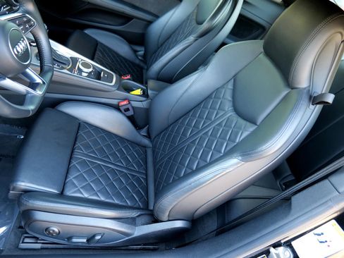 Used 2018 Audi TT 2.0T w/ Technology Package image 15