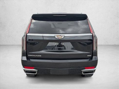 Used 2023 Cadillac Escalade ESV Luxury AWD/4WD image 6