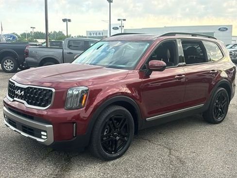 Used 2023 Kia Telluride SX X-Line AWD/4WD image 2