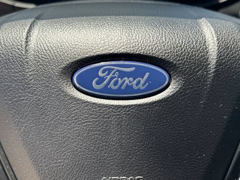 Used 2022 Ford Edge SEL w/ Sport Appearance Package AWD/4WD image 24