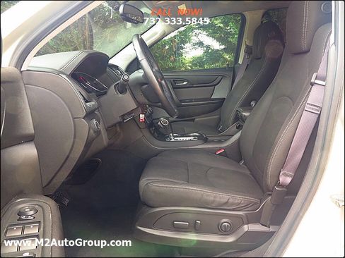 Used 2015 GMC Acadia SLE image 15