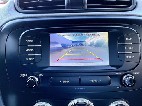 Used 2019 Kia Soul FWD image 28