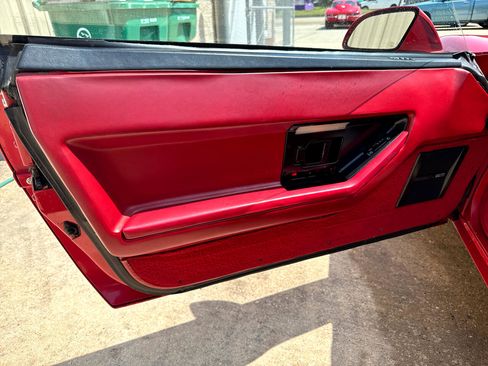 Used 1989 Chevrolet Corvette Coupe image 20