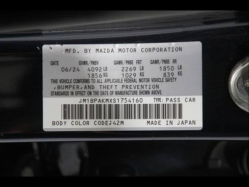 Certified 2025 MAZDA MAZDA3 s Sport FWD image 20