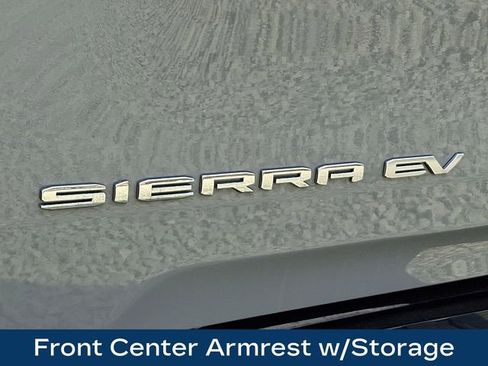 Used 2024 GMC Sierra EV Denali image 32