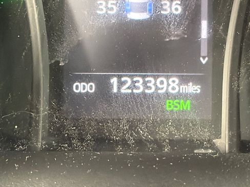 Used 2019 Toyota Camry SE image 27