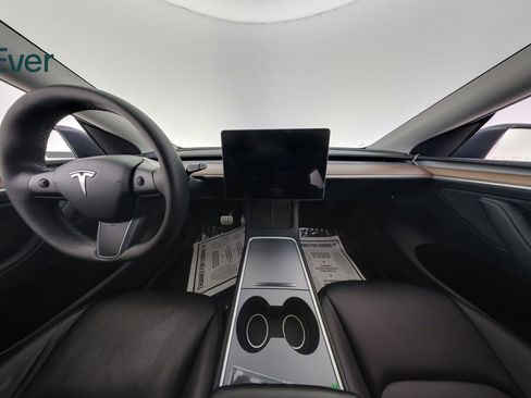 Used 2022 Tesla Model Y Performance image 26