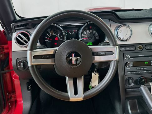 Used 2009 Ford Mustang GT Premium image 17