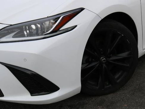 Used 2022 Lexus ES 350 F Sport w/ Accessory Package FWD image 4