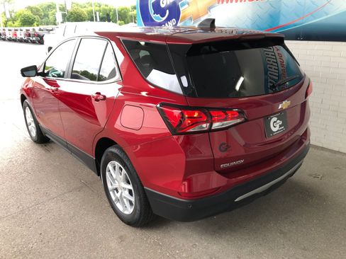 Used 2024 Chevrolet Equinox LT FWD image 6