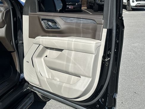 Certified 2023 GMC Yukon SLT image 15