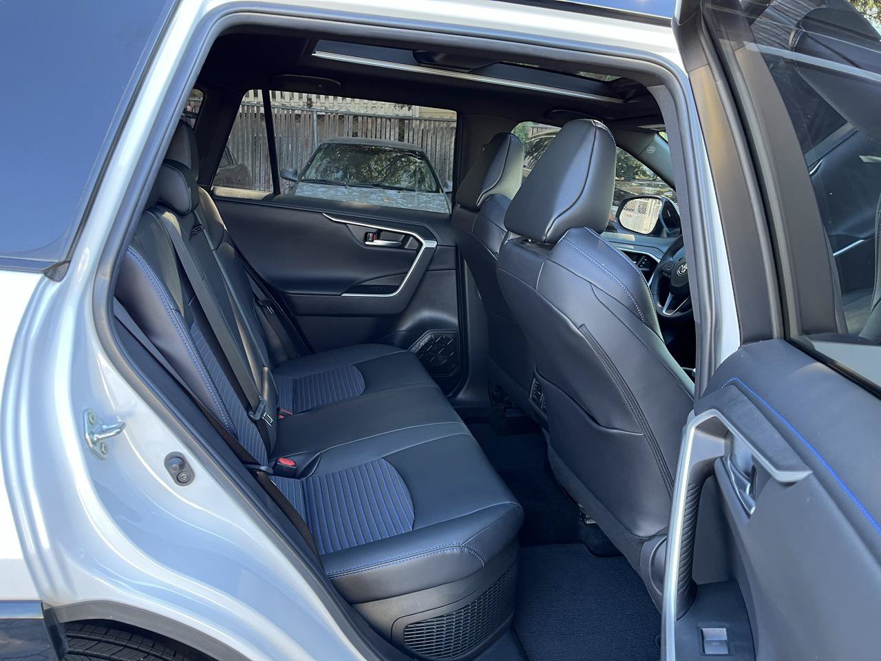 Used 2023 Toyota RAV4 XSE AWD/4WD image 22