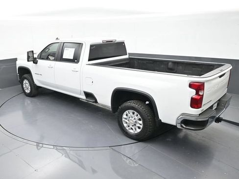 Used 2024 Chevrolet Silverado 2500 LT AWD/4WD image 56