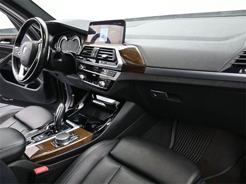 Used 2018 BMW X3 xDrive30i w/ Premium Package image 24