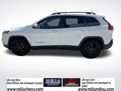 Used 2016 Jeep Cherokee High Altitude AWD/4WD image 2