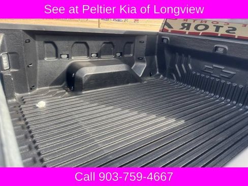 Used 2022 Chevrolet Silverado 1500 LT RWD image 9