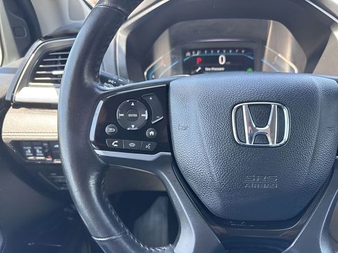 Used 2023 Honda Odyssey Touring image 16