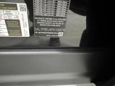 Used 2023 Land Rover Range Rover Sport SE image 34