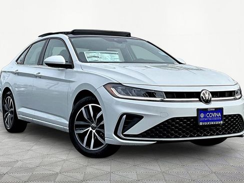 New 2026 Volkswagen Jetta SE image 1
