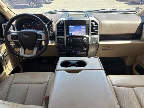 Used 2019 Ford F150 Lariat AWD/4WD image 4