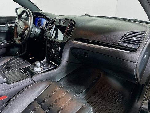 Used 2017 Chrysler 300 S w/ 300S Premium Group image 31