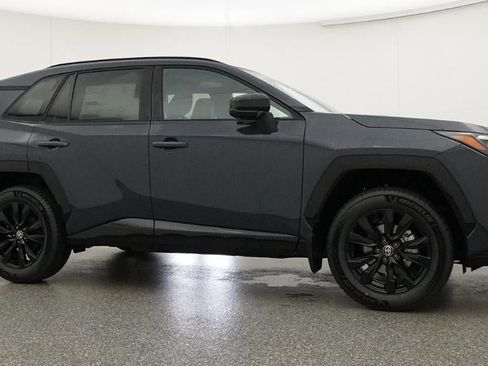 Used 2026 Toyota RAV4 SE image 28