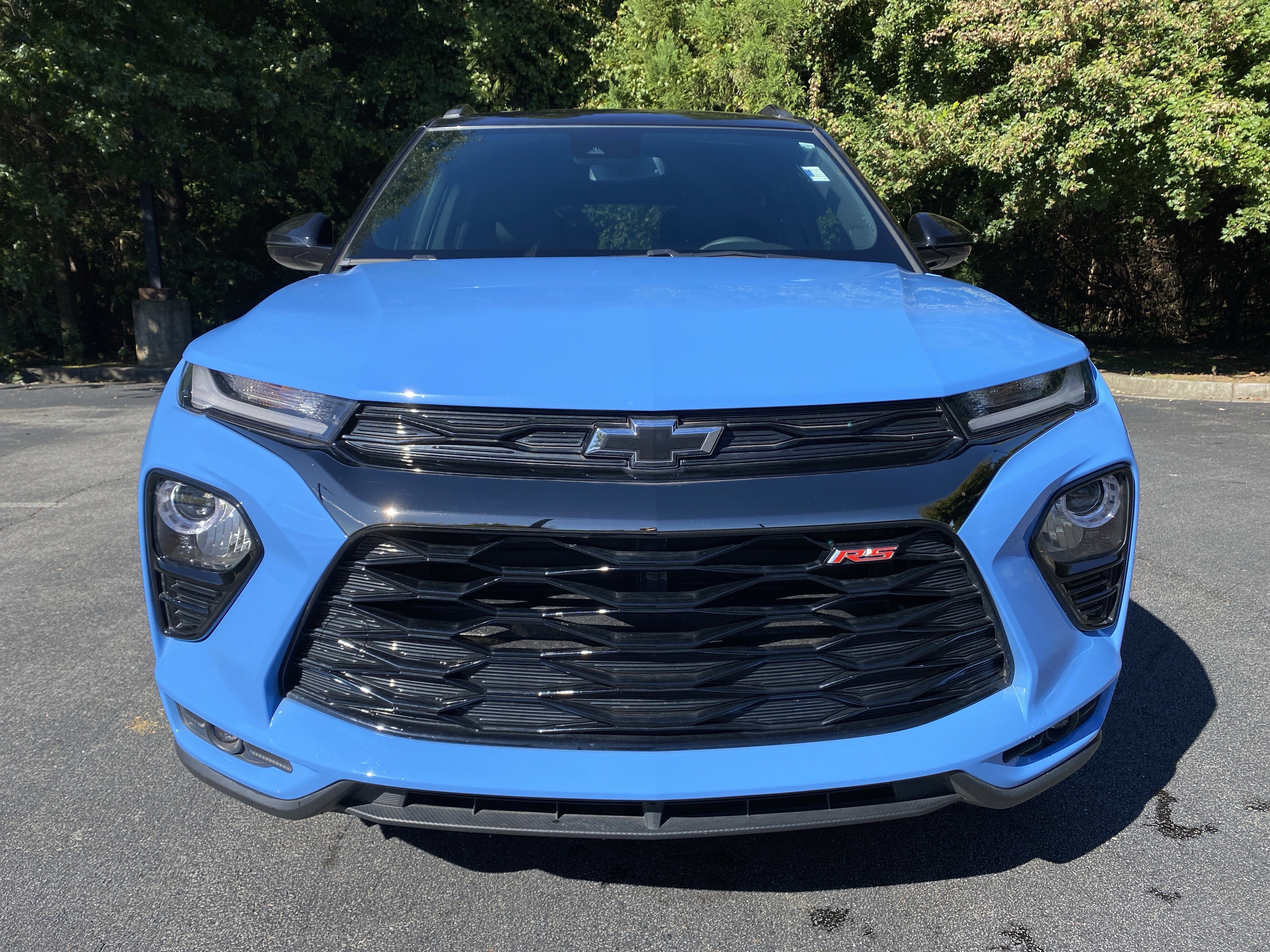 Used 2023 Chevrolet TrailBlazer RS w/ Sun and Liftgate Package AWD/4WD image 3