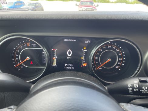 Used 2018 Jeep Wrangler Unlimited Sport S AWD/4WD image 20