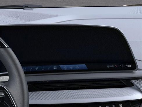 New 2025 Cadillac Optiq Luxury 2 image 20