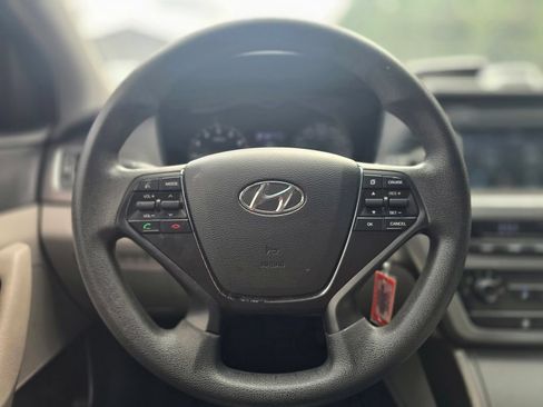 Used 2017 Hyundai Sonata Sport FWD image 9