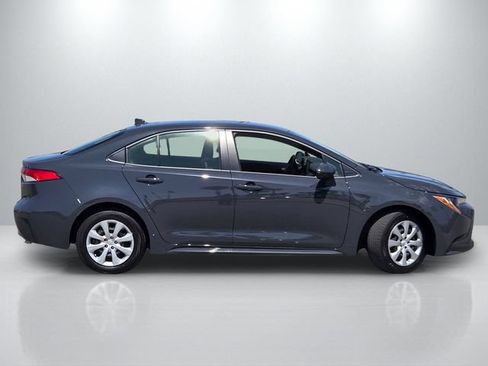 Used 2026 Toyota Corolla LE FWD image 3