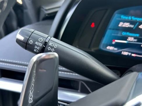 Used 2023 Chevrolet Corvette Stingray Premium Conv w/ Z51 Performance Package image 23