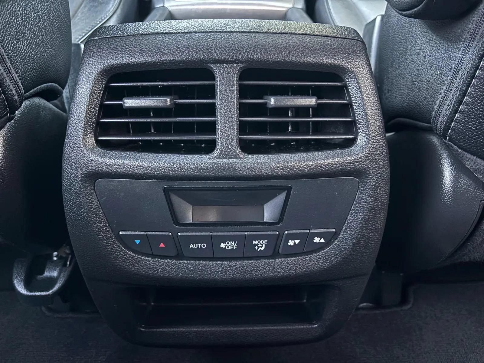 Used 2017 Honda Pilot EX-L image 24