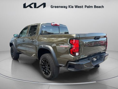 Used 2025 Chevrolet Colorado Trail Boss AWD/4WD image 5
