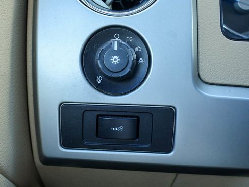 Used 2013 Ford F150 Lariat w/ Luxury Equipment Group image 18