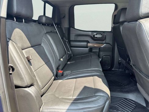 Used 2021 Chevrolet Silverado 1500 LT Trail Boss w/ Convenience Package II AWD/4WD image 18