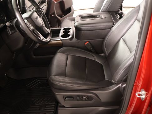 Used 2021 Chevrolet Silverado 1500 LT Trail Boss w/ Convenience Package II AWD/4WD image 11