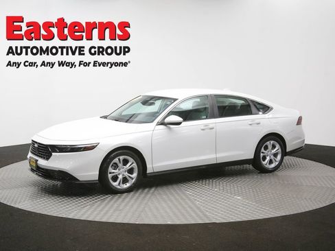 Used 2023 Honda Accord LX image 56