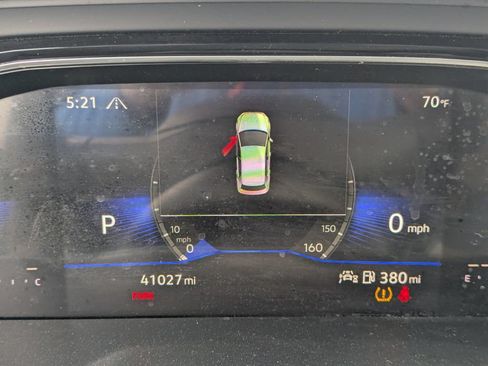 Used 2024 Volkswagen Jetta SE FWD image 15