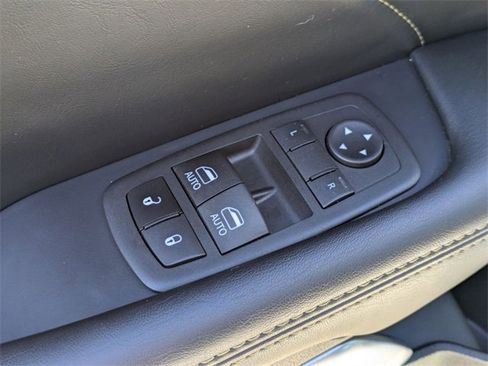 Used 2023 Dodge Challenger R/T Scat Pack image 11