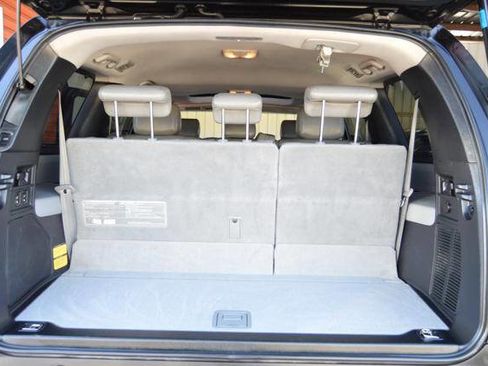 Used 2010 Toyota Sequoia Limited image 39